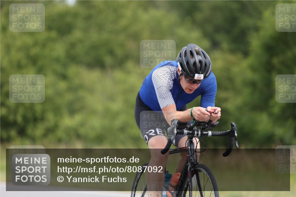 22.06.2025 - Viking Triathlon Yannick Fuchs http://msf.ph/oto/8087092 22.06.2025 12:49:28 Radfahren 36, 55, 608 meine-sportfotos.de