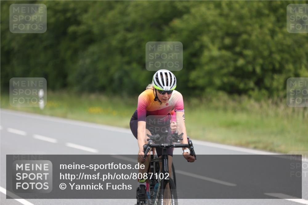 22.06.2025 - Viking Triathlon Yannick Fuchs http://msf.ph/oto/8087102 22.06.2025 12:50:56 Radfahren 75, 264, 304, 317, 436, 507, 630 meine-sportfotos.de