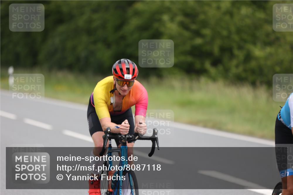 22.06.2025 - Viking Triathlon Yannick Fuchs http://msf.ph/oto/8087118 22.06.2025 12:51:18 Radfahren 69, 158, 161, 171, 265, 273, 296, 452, 554 meine-sportfotos.de