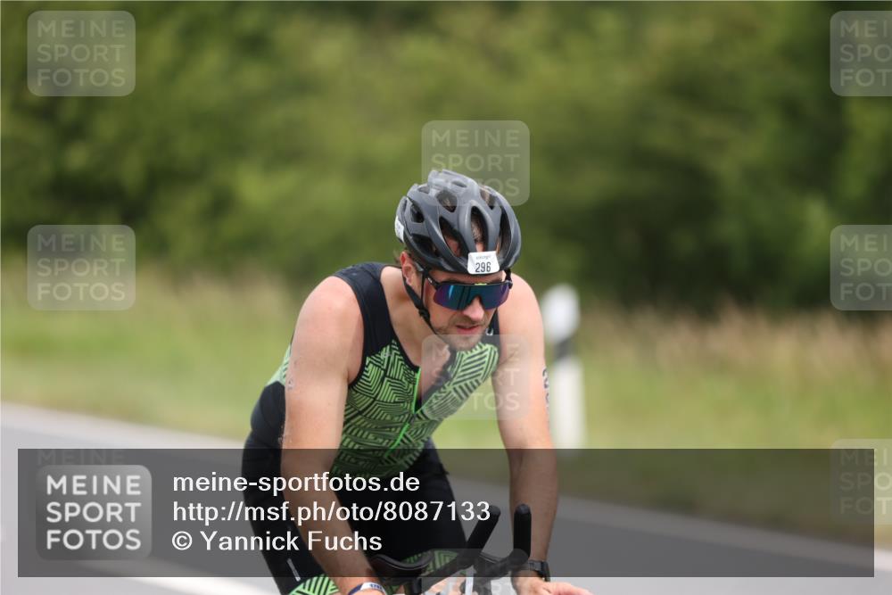 22.06.2025 - Viking Triathlon Yannick Fuchs http://msf.ph/oto/8087133 22.06.2025 12:51:25 Radfahren 265, 296 meine-sportfotos.de