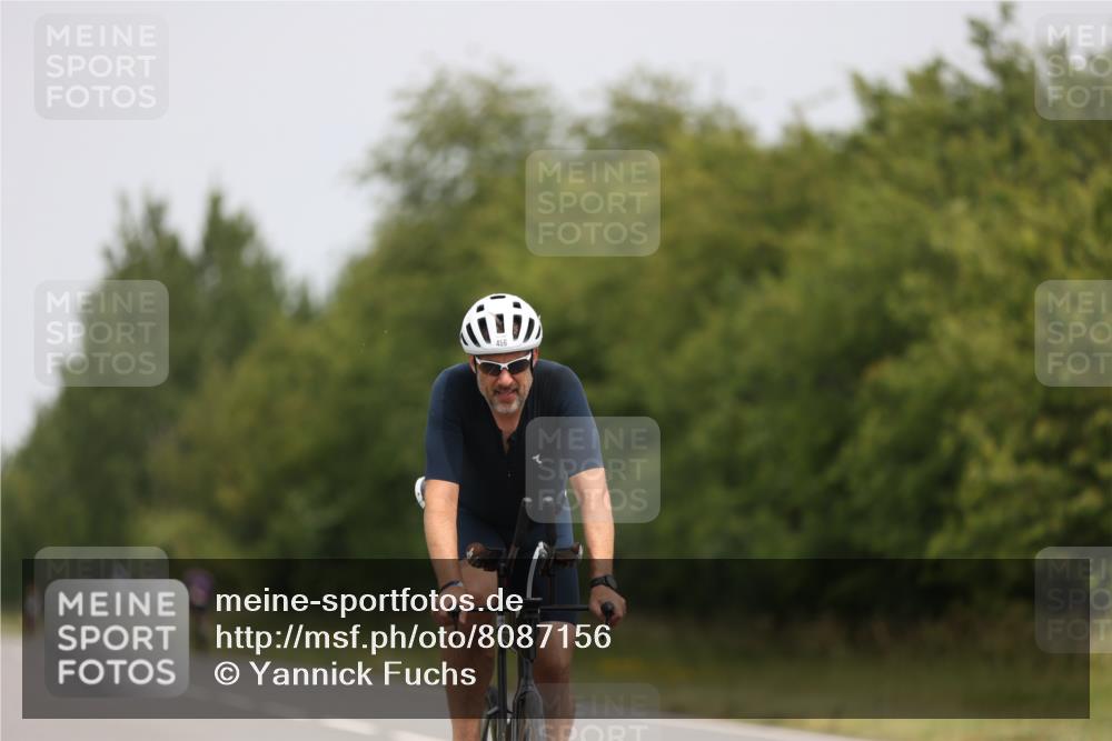 22.06.2025 - Viking Triathlon Yannick Fuchs http://msf.ph/oto/8087156 22.06.2025 12:51:58 Radfahren 456, 533, 615, 656 meine-sportfotos.de