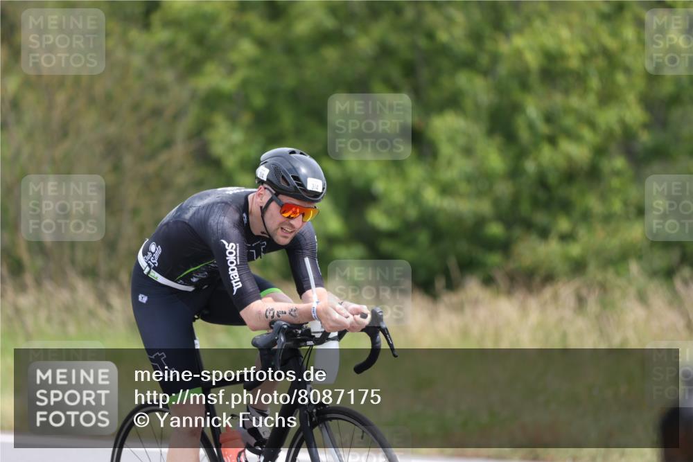 22.06.2025 - Viking Triathlon Yannick Fuchs http://msf.ph/oto/8087175 22.06.2025 12:57:05 Radfahren 162, 183, 200, 314, 332, 496, 500, 540 meine-sportfotos.de