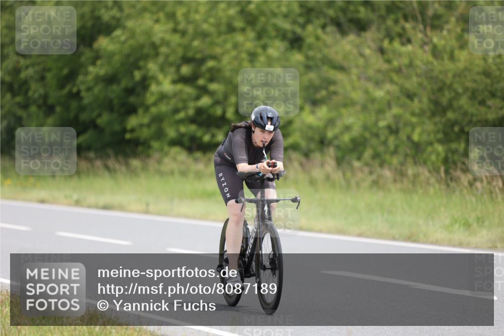 22.06.2025 - Viking Triathlon Yannick Fuchs http://msf.ph/oto/8087189 22.06.2025 12:57:12 Radfahren 24, 162, 183, 332, 500 meine-sportfotos.de