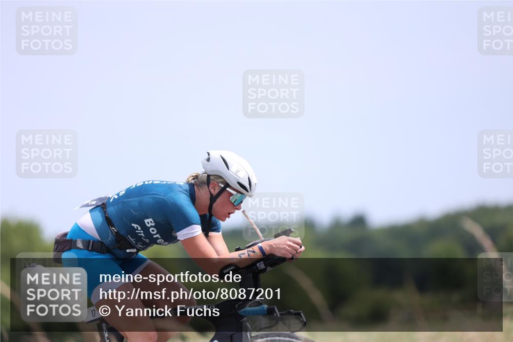 22.06.2025 - Viking Triathlon Yannick Fuchs http://msf.ph/oto/8087201 22.06.2025 12:57:36 Radfahren 17, 315, 471, 548 meine-sportfotos.de