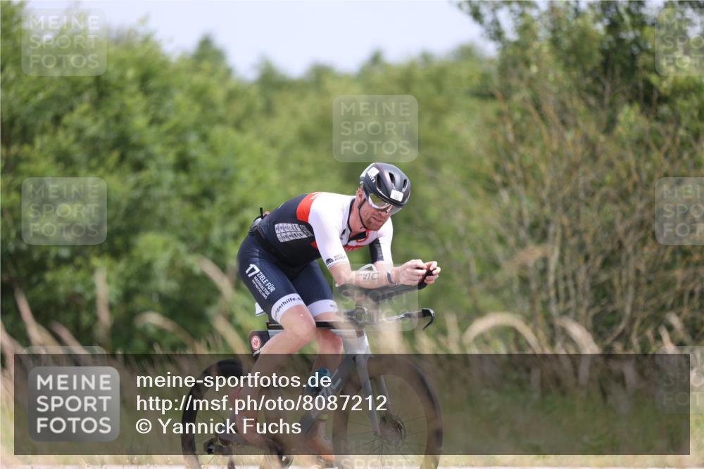 22.06.2025 - Viking Triathlon Yannick Fuchs http://msf.ph/oto/8087212 22.06.2025 12:57:46 Radfahren 150, 638 meine-sportfotos.de