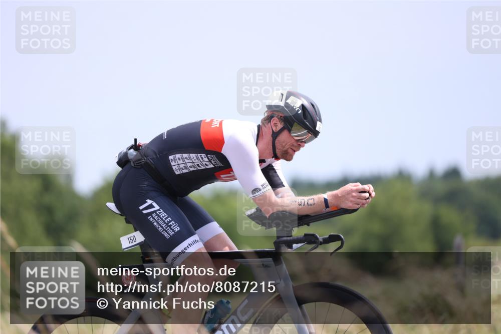 22.06.2025 - Viking Triathlon Yannick Fuchs http://msf.ph/oto/8087215 22.06.2025 12:57:47 Radfahren 150, 638 meine-sportfotos.de