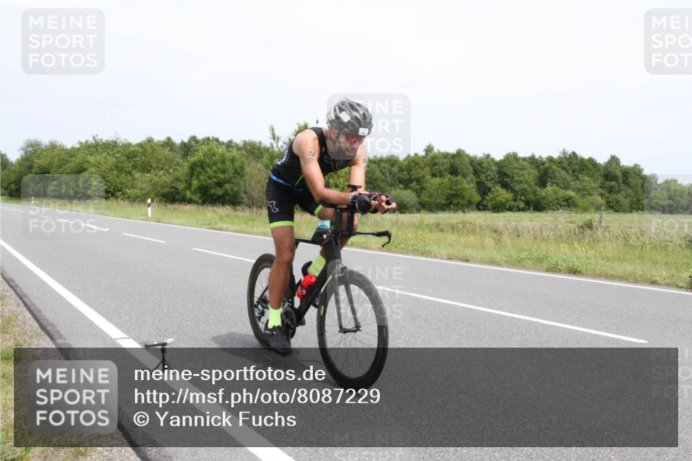 22.06.2025 - Viking Triathlon Yannick Fuchs http://msf.ph/oto/8087229 22.06.2025 13:18:56 Radfahren 84 meine-sportfotos.de