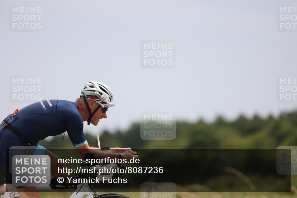 22.06.2025 - Viking Triathlon Yannick Fuchs http://msf.ph/oto/8087236 22.06.2025 12:58:24 Radfahren 107, 363, 372, 397, 495 meine-sportfotos.de