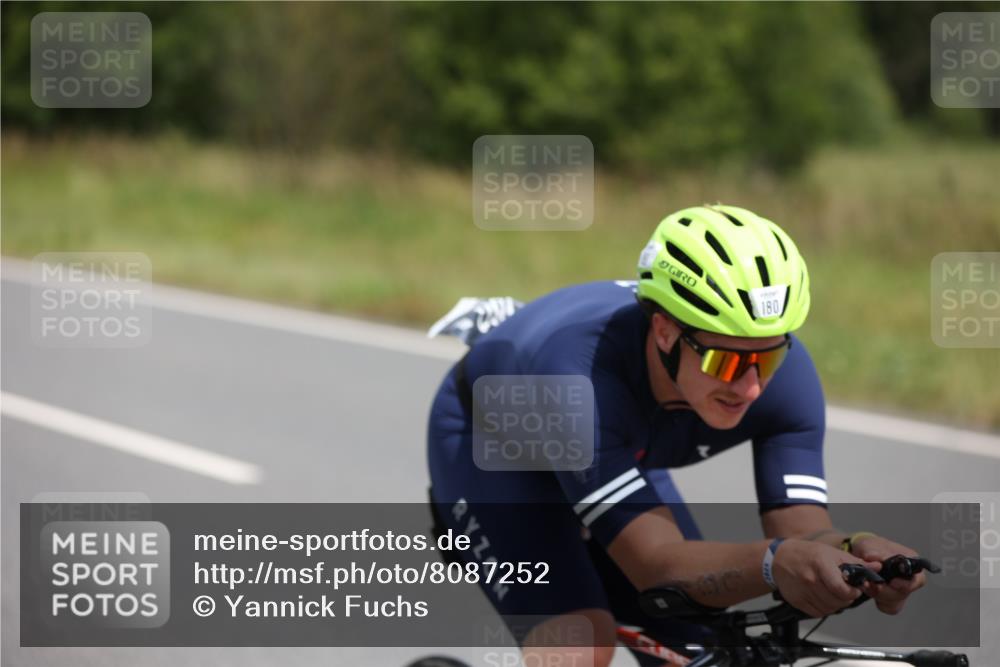22.06.2025 - Viking Triathlon Yannick Fuchs http://msf.ph/oto/8087252 22.06.2025 12:58:40 Radfahren 78, 180, 253, 281, 358, 422, 425, 487, 659 meine-sportfotos.de