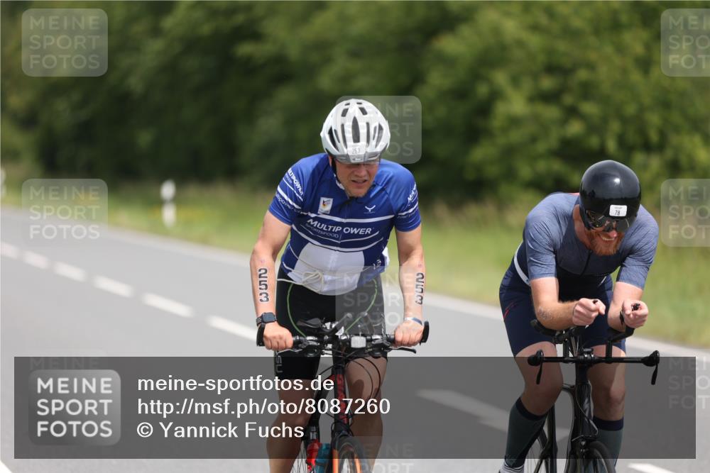 22.06.2025 - Viking Triathlon Yannick Fuchs http://msf.ph/oto/8087260 22.06.2025 12:58:43 Radfahren 78, 180, 253, 281, 422, 425, 659 meine-sportfotos.de