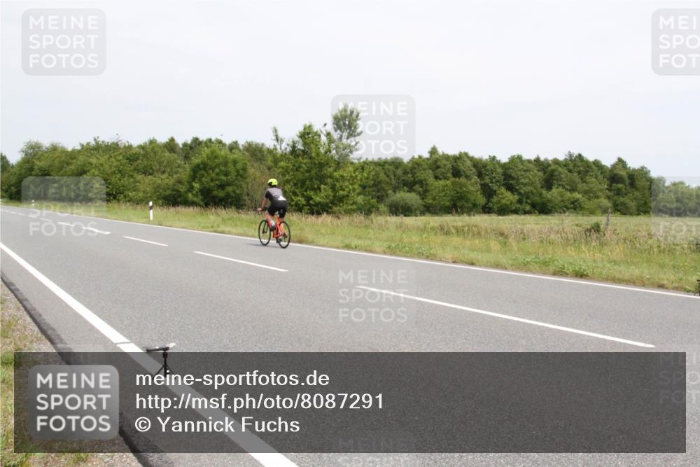 22.06.2025 - Viking Triathlon Yannick Fuchs http://msf.ph/oto/8087291 22.06.2025 13:20:13 Radfahren 319, 543 meine-sportfotos.de