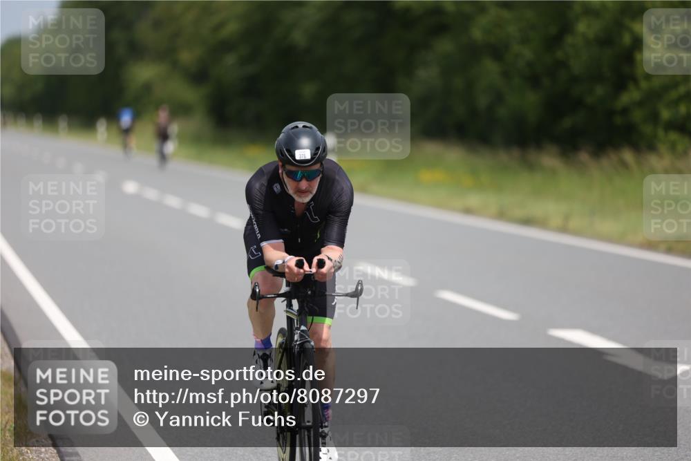 22.06.2025 - Viking Triathlon Yannick Fuchs http://msf.ph/oto/8087297 22.06.2025 12:58:57 Radfahren 26, 61, 234, 375 meine-sportfotos.de