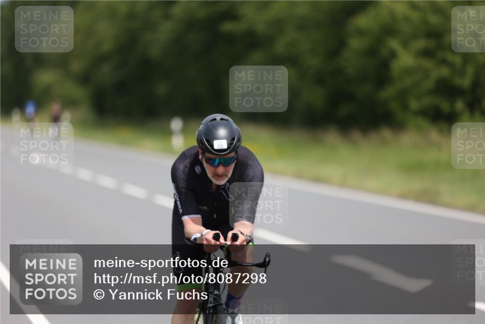 22.06.2025 - Viking Triathlon Yannick Fuchs http://msf.ph/oto/8087298 22.06.2025 12:58:57 Radfahren 26, 61, 234, 375 meine-sportfotos.de