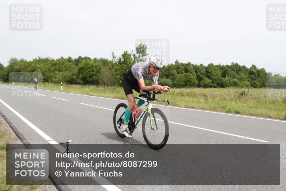 22.06.2025 - Viking Triathlon Yannick Fuchs http://msf.ph/oto/8087299 22.06.2025 13:20:16 Radfahren 543 meine-sportfotos.de