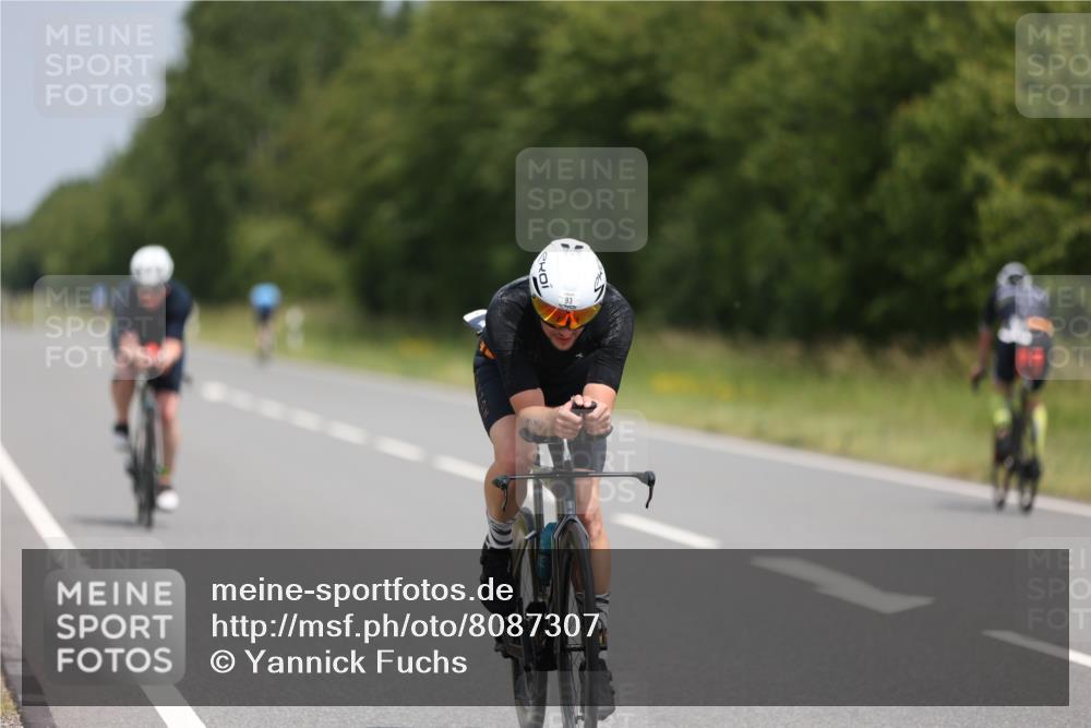 22.06.2025 - Viking Triathlon Yannick Fuchs http://msf.ph/oto/8087307 22.06.2025 12:59:07 Radfahren 93, 234, 453, 475 meine-sportfotos.de