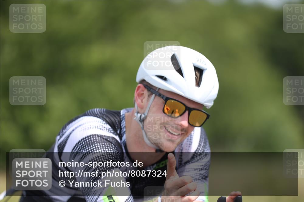 22.06.2025 - Viking Triathlon Yannick Fuchs http://msf.ph/oto/8087324 22.06.2025 12:59:46 Radfahren 48, 142, 269, 650 meine-sportfotos.de