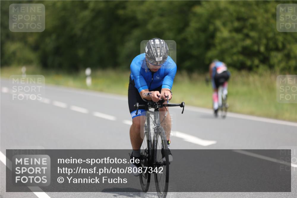 22.06.2025 - Viking Triathlon Yannick Fuchs http://msf.ph/oto/8087342 22.06.2025 13:01:23 Radfahren 116, 153, 463, 513, 553, 605 meine-sportfotos.de