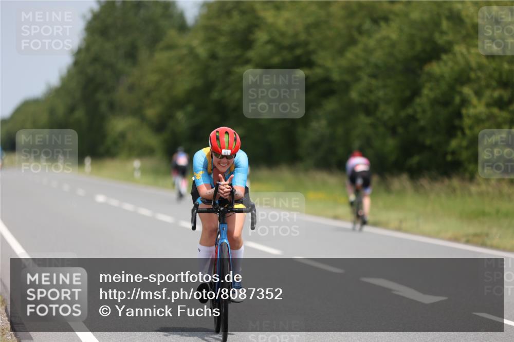 22.06.2025 - Viking Triathlon Yannick Fuchs http://msf.ph/oto/8087352 22.06.2025 13:01:28 Radfahren 95, 116, 153, 463, 553 meine-sportfotos.de