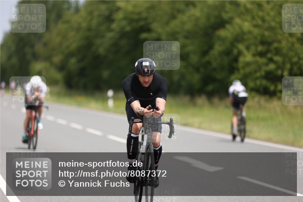 22.06.2025 - Viking Triathlon Yannick Fuchs http://msf.ph/oto/8087372 22.06.2025 13:01:39 Radfahren 95, 182, 419 meine-sportfotos.de