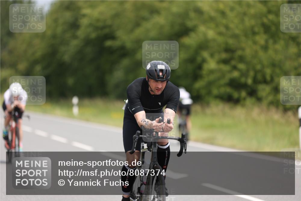 22.06.2025 - Viking Triathlon Yannick Fuchs http://msf.ph/oto/8087374 22.06.2025 13:01:39 Radfahren 95, 182, 419 meine-sportfotos.de