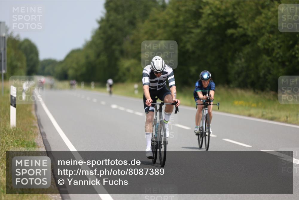 22.06.2025 - Viking Triathlon Yannick Fuchs http://msf.ph/oto/8087389 22.06.2025 13:01:52 Radfahren 210, 402, 466, 643 meine-sportfotos.de