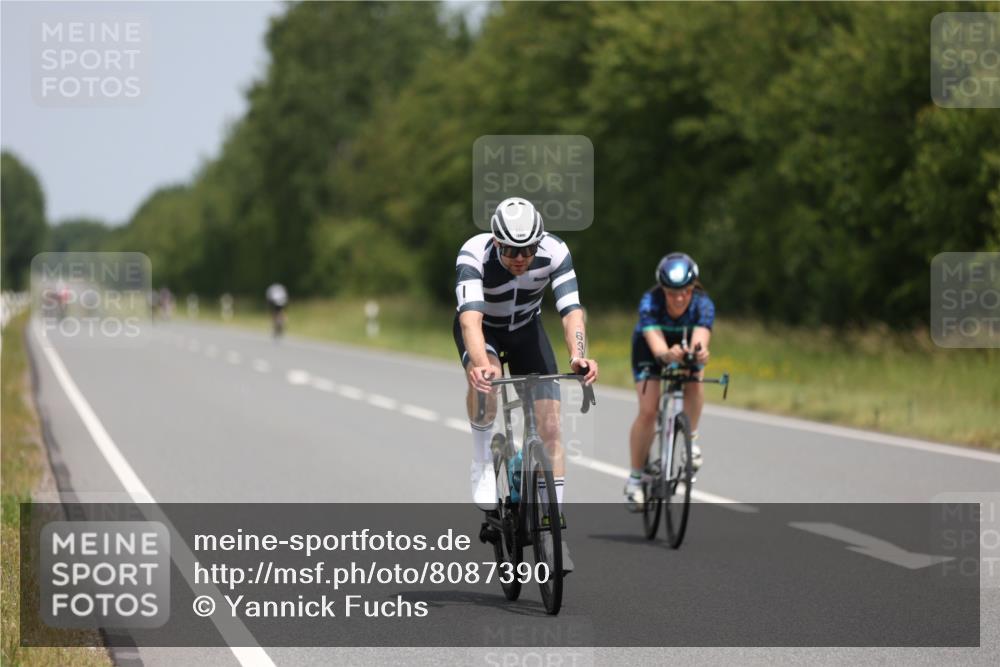 22.06.2025 - Viking Triathlon Yannick Fuchs http://msf.ph/oto/8087390 22.06.2025 13:01:52 Radfahren 210, 402, 466, 643 meine-sportfotos.de