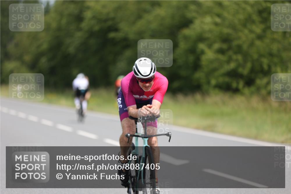 22.06.2025 - Viking Triathlon Yannick Fuchs http://msf.ph/oto/8087405 22.06.2025 13:02:15 Radfahren 370, 440 meine-sportfotos.de