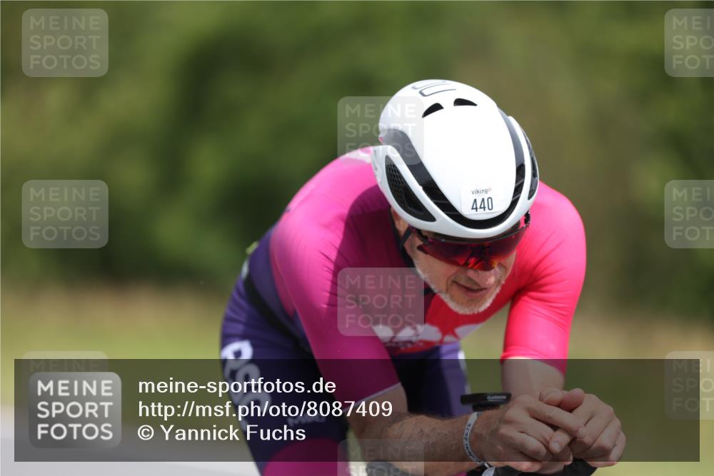 22.06.2025 - Viking Triathlon Yannick Fuchs http://msf.ph/oto/8087409 22.06.2025 13:02:16 Radfahren 370, 440 meine-sportfotos.de