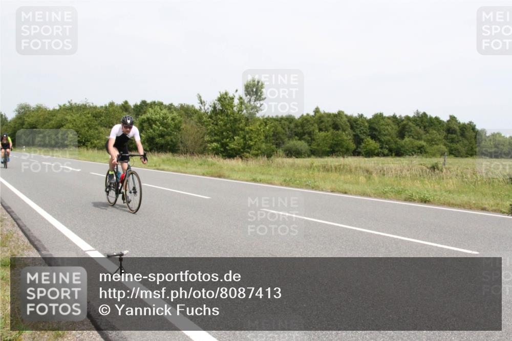 22.06.2025 - Viking Triathlon Yannick Fuchs http://msf.ph/oto/8087413 22.06.2025 13:20:55 Radfahren 39, 378, 636 meine-sportfotos.de