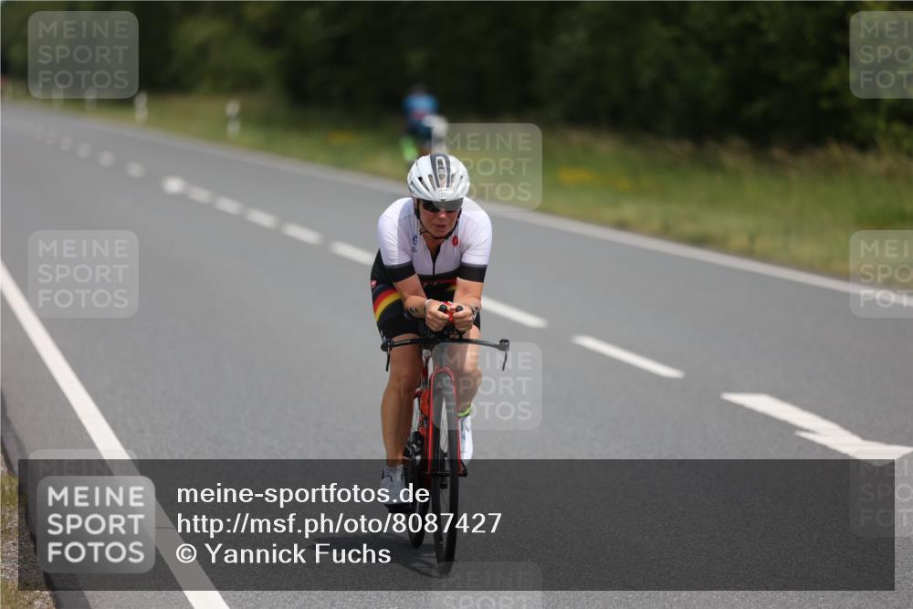 22.06.2025 - Viking Triathlon Yannick Fuchs http://msf.ph/oto/8087427 22.06.2025 13:02:52 Radfahren 77 meine-sportfotos.de