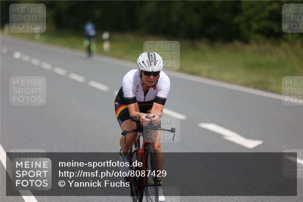 22.06.2025 - Viking Triathlon Yannick Fuchs http://msf.ph/oto/8087429 22.06.2025 13:02:52 Radfahren 77 meine-sportfotos.de