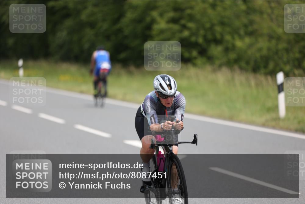 22.06.2025 - Viking Triathlon Yannick Fuchs http://msf.ph/oto/8087451 22.06.2025 13:03:19 Radfahren 86, 454, 637 meine-sportfotos.de