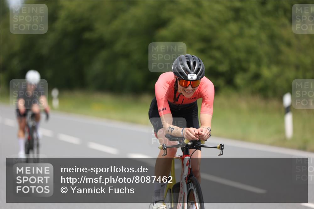 22.06.2025 - Viking Triathlon Yannick Fuchs http://msf.ph/oto/8087462 22.06.2025 13:03:38 Radfahren 44, 130, 356, 530, 538 meine-sportfotos.de
