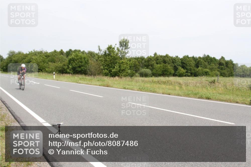 22.06.2025 - Viking Triathlon Yannick Fuchs http://msf.ph/oto/8087486 22.06.2025 13:21:05 Radfahren 412 meine-sportfotos.de