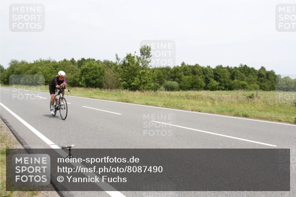 22.06.2025 - Viking Triathlon Yannick Fuchs http://msf.ph/oto/8087490 22.06.2025 13:21:06 Radfahren 412, 525 meine-sportfotos.de