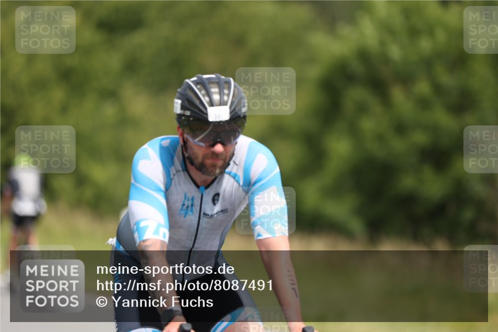 22.06.2025 - Viking Triathlon Yannick Fuchs http://msf.ph/oto/8087491 22.06.2025 13:04:12 Radfahren 192, 361, 482 meine-sportfotos.de