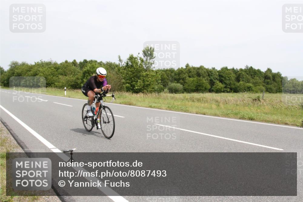 22.06.2025 - Viking Triathlon Yannick Fuchs http://msf.ph/oto/8087493 22.06.2025 13:21:06 Radfahren 412, 525 meine-sportfotos.de