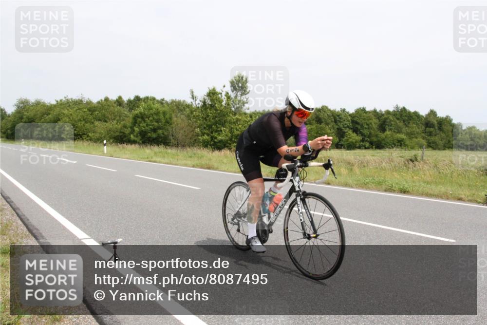 22.06.2025 - Viking Triathlon Yannick Fuchs http://msf.ph/oto/8087495 22.06.2025 13:21:07 Radfahren 412, 525 meine-sportfotos.de