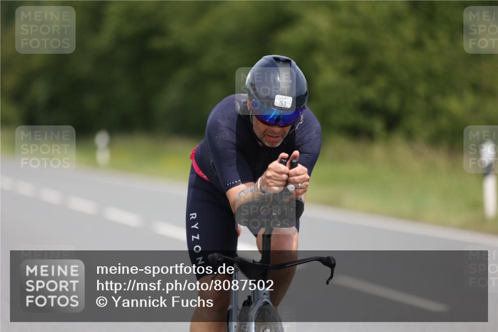 22.06.2025 - Viking Triathlon Yannick Fuchs http://msf.ph/oto/8087502 22.06.2025 13:04:26 Radfahren 159, 331, 344 meine-sportfotos.de