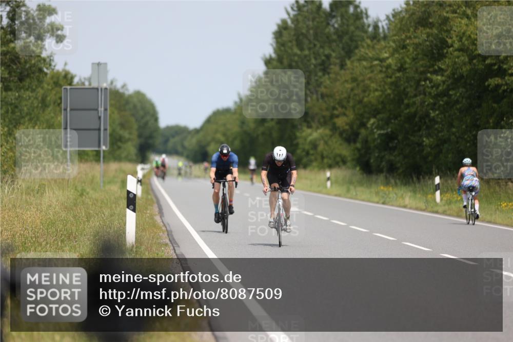 22.06.2025 - Viking Triathlon Yannick Fuchs http://msf.ph/oto/8087509 22.06.2025 13:04:28 Radfahren 159, 267, 331, 344 meine-sportfotos.de