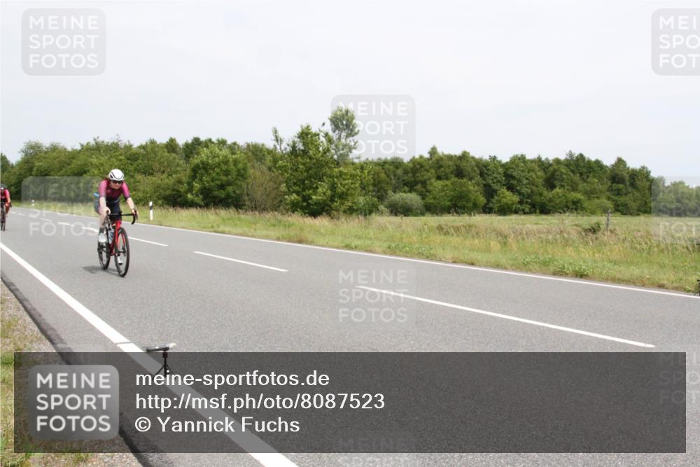 22.06.2025 - Viking Triathlon Yannick Fuchs http://msf.ph/oto/8087523 22.06.2025 13:21:11 Radfahren 412, 525, 615 meine-sportfotos.de