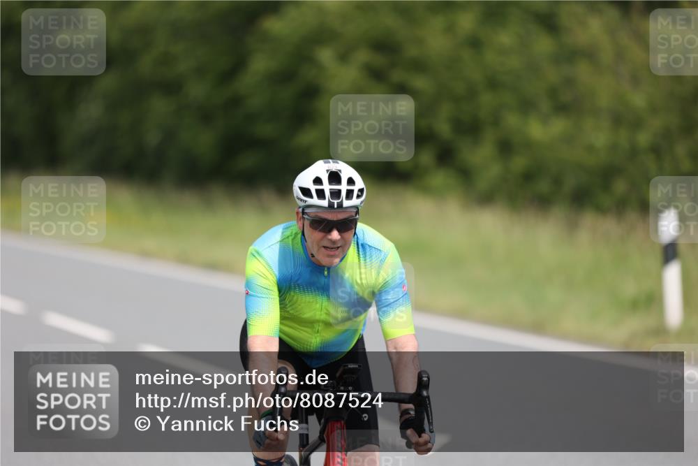 22.06.2025 - Viking Triathlon Yannick Fuchs http://msf.ph/oto/8087524 22.06.2025 13:04:54 Radfahren 450, 473, 523, 623, 653 meine-sportfotos.de