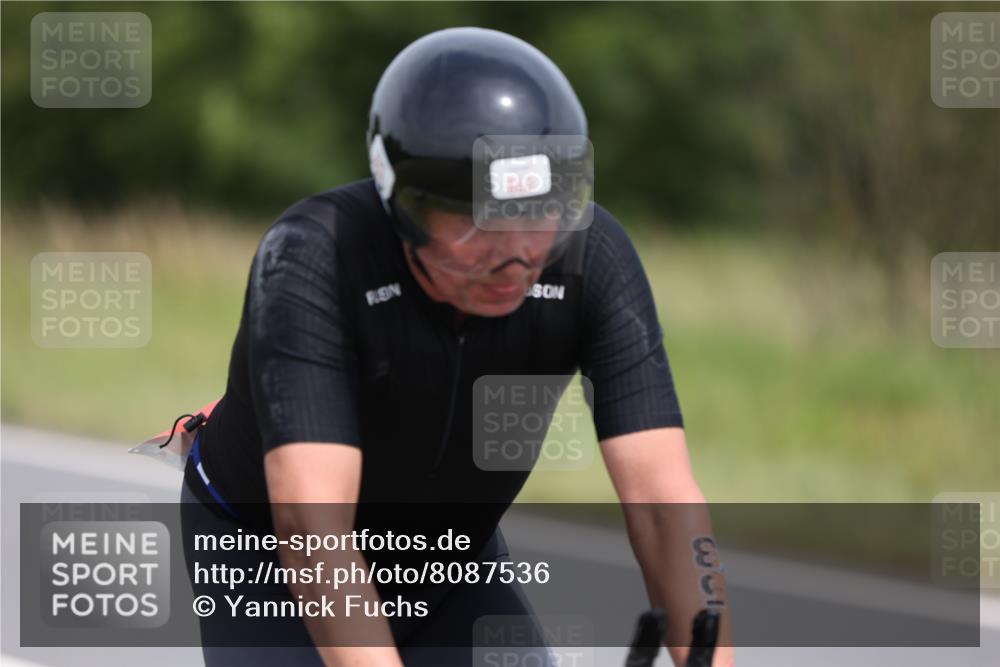 22.06.2025 - Viking Triathlon Yannick Fuchs http://msf.ph/oto/8087536 22.06.2025 13:05:03 Radfahren 22, 523, 653 meine-sportfotos.de