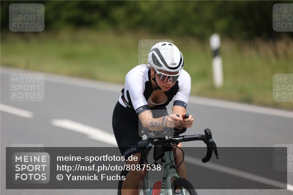 22.06.2025 - Viking Triathlon Yannick Fuchs http://msf.ph/oto/8087538 22.06.2025 13:05:04 Radfahren 22, 523, 653 meine-sportfotos.de