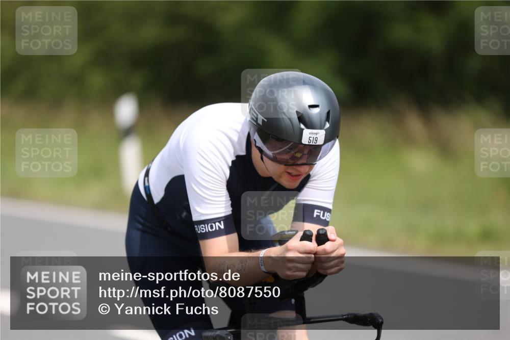 22.06.2025 - Viking Triathlon Yannick Fuchs http://msf.ph/oto/8087550 22.06.2025 13:07:09 Radfahren 66, 441, 479, 519 meine-sportfotos.de