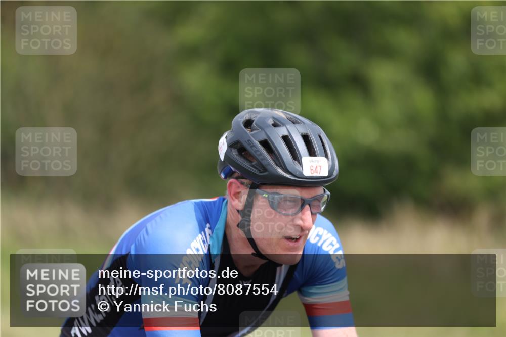 22.06.2025 - Viking Triathlon Yannick Fuchs http://msf.ph/oto/8087554 22.06.2025 13:07:48 Radfahren 309, 462, 629, 647 meine-sportfotos.de