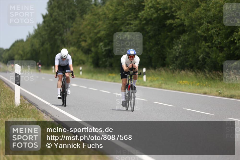 22.06.2025 - Viking Triathlon Yannick Fuchs http://msf.ph/oto/8087568 22.06.2025 13:08:17 Radfahren 115, 494 meine-sportfotos.de