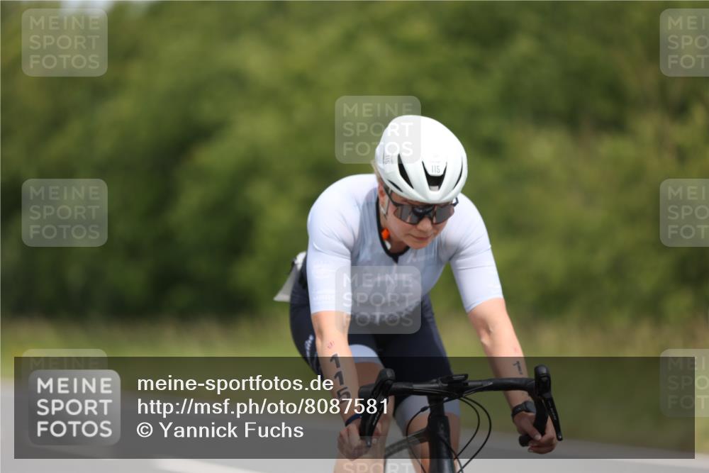 22.06.2025 - Viking Triathlon Yannick Fuchs http://msf.ph/oto/8087581 22.06.2025 13:08:20 Radfahren 115, 494 meine-sportfotos.de