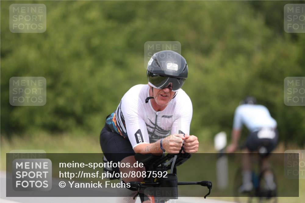 22.06.2025 - Viking Triathlon Yannick Fuchs http://msf.ph/oto/8087592 22.06.2025 13:08:42 Radfahren 290, 357 meine-sportfotos.de