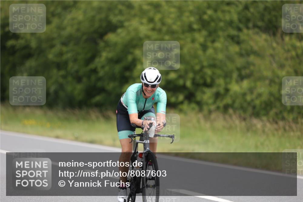 22.06.2025 - Viking Triathlon Yannick Fuchs http://msf.ph/oto/8087603 22.06.2025 13:08:55 Radfahren 65, 283, 606 meine-sportfotos.de